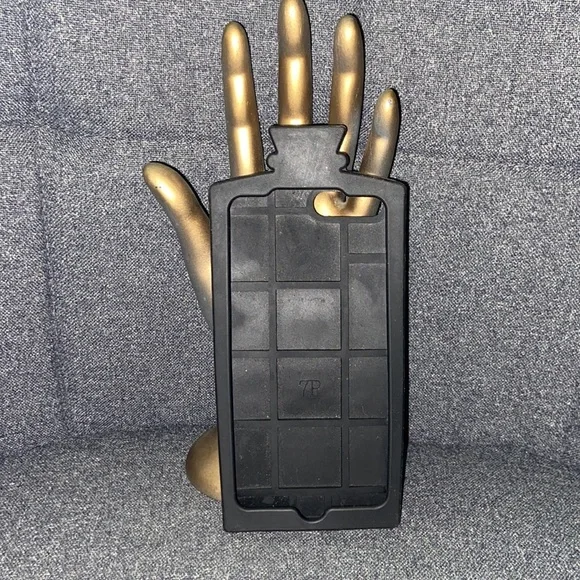 NEW Valfre "Bottle of Poison" Cellphone Case for iPhone 7 Plus & iPhone 8 Plus - Picture 2 of 3